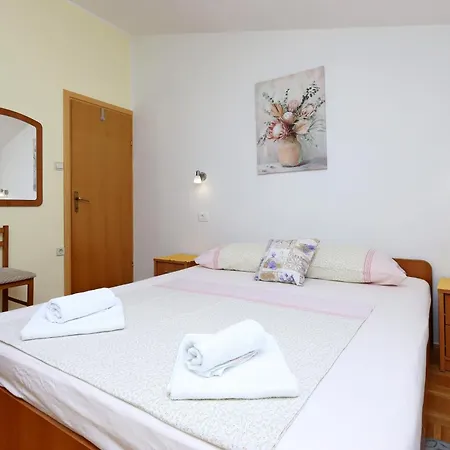 Apartament With Parking Space Mundanije, Rab - 21543 *