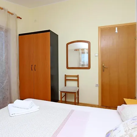 With Parking Space Mundanije, Rab - 21543 Apartament *