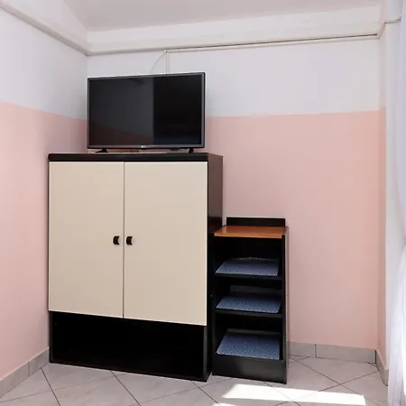 Apartament With Parking Space Mundanije, Rab - 21543 *