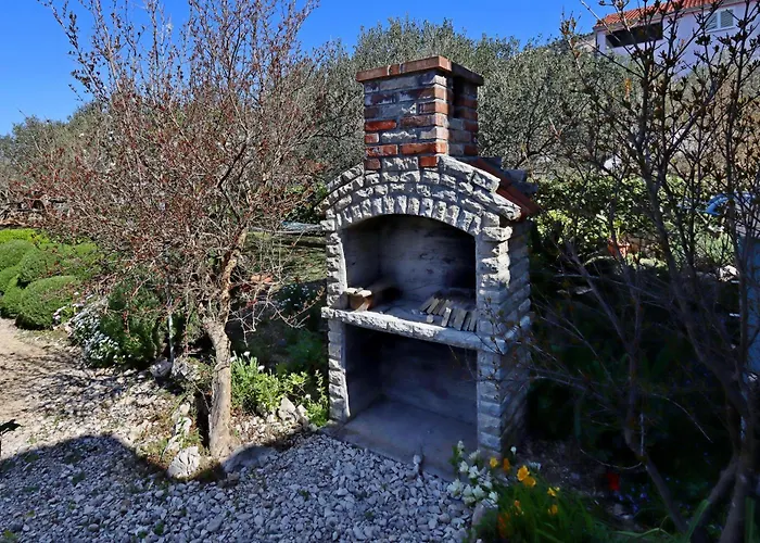 Διαμέρισμα With Parking Space Mundanije, Rab - 21543